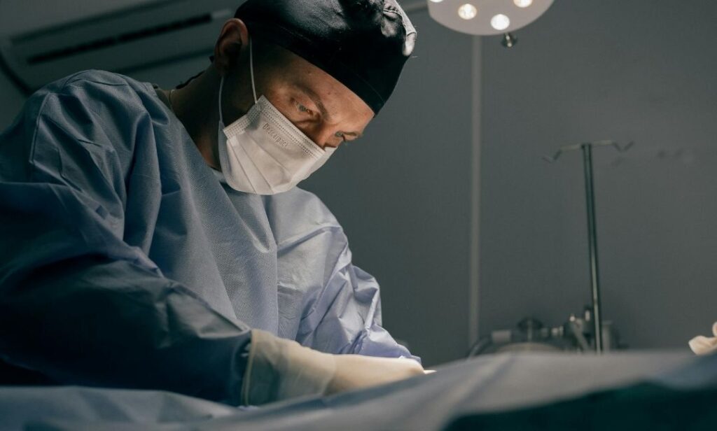 Cirurgia de ombro: tipos, indicações e recuperação